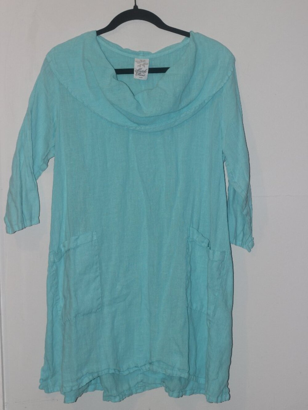 Match Point 100% linen cowl neck tunic M